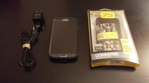 Samsung Galaxy S4 with Otterbox Case