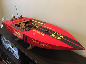 RC BOAT