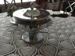 Buenilum, made in USA Vintage Chafing/fondue set