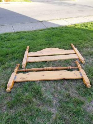 Headboard and footboard - solid wood - free