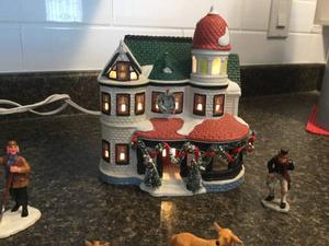 Holiday Collection lighted Porcelain village home & extras