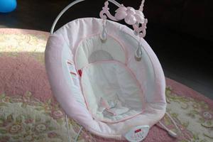Baby Bouncer/ Chair (Like New)