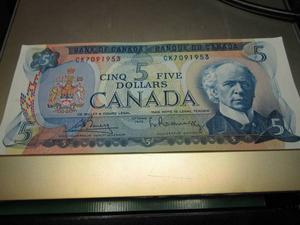 Canada $5 bank note 