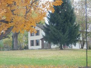 Farmhouse with large lot 3 bed 4 bath