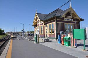 Parking at GO Maple station