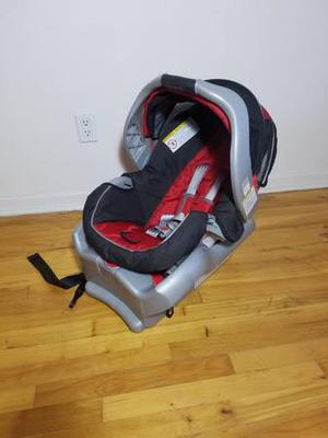 GRACO INFANT CAR SEAT / SIÉGE D'AUTO
