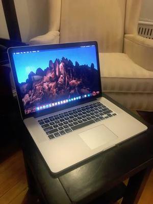MacBook Pro (Retina, 15-inch, Early ) like new in the
