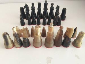 Vintage Hand Carved South Asian carved Horn chess set