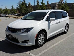  Chrysler Pacifica Touring - L FWD