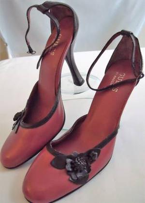 Women's stilleto heels