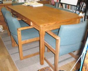 Oak Table and 6 Oak Chairs