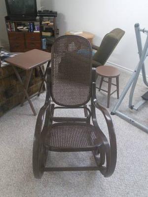 2 Rocking chairs