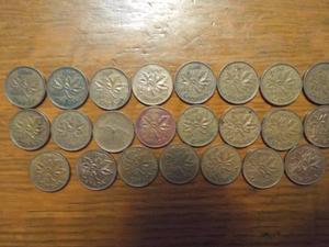 23 Old Canadian Pennies - 's - 's