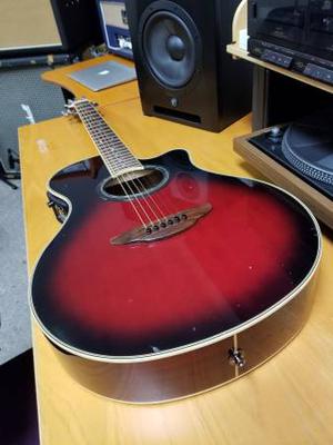 Yamaha APX700 Acoustic Guitar