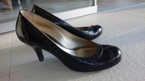 Black To & Co pumps women's size 6 from Gravity Pope