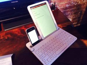 Bluetooth Keyboard, Logitech Mouse, Canon camera and iPad