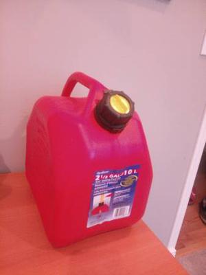 Jerry Gas Can 2.5 Gal/ 10 Litres