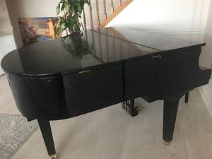 Yamaha Baby grand Piano
