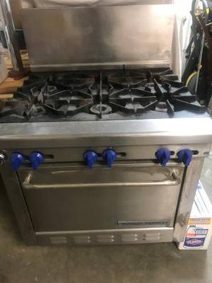Commercial Restaurant Range / 6 Gas Burners / Oven