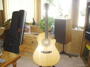 Larrivee,Mahogany Select Series,Acoustic Guitar
