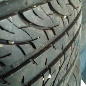 Like new /ZR20 performance tires