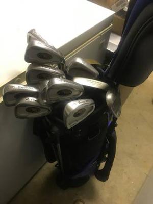 Wilsons Men's golf set clubs (irons driver putter)