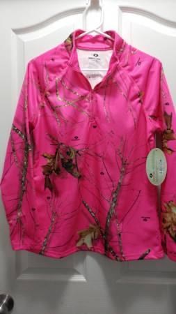 Ladies Mossy Oak long sleeve pullover
