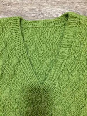 Holiday Gift Handmade Chunky Knit Vest (M)