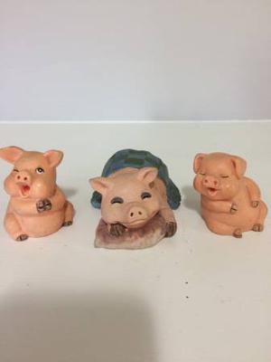 Holiday Gift Pig Figurines Set of 3 pigs