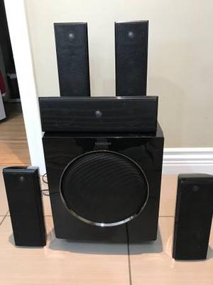 SAMSUNG 5.1 speakers and subwoofer