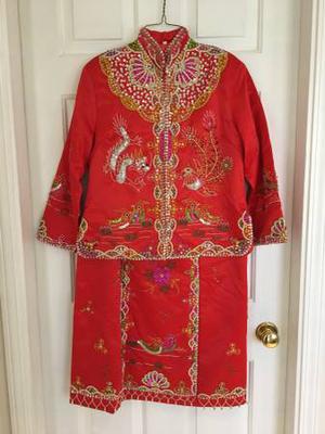 Traditional 2-Piece Qun Kwa Chinese Wedding Gown