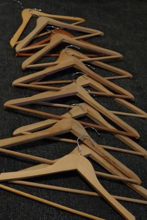 Wooden Hangers (12)