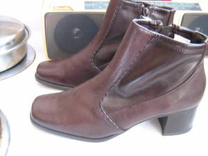 New-- Ladies Short Dress Leather Boots-size 7--$39.