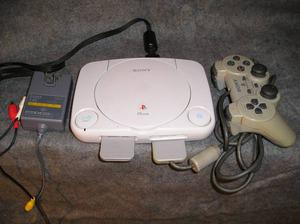 PS1 PSOne Mini (SCPH-101) System + memory 2 controllers game