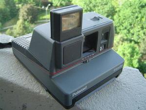 Polaroid Impulse 600 / AF (Auto Focus) Camera