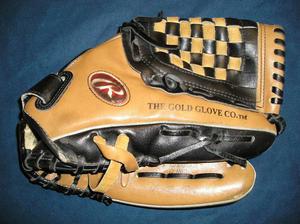 Rawlings PL inch LH baseball glove goes on left hand