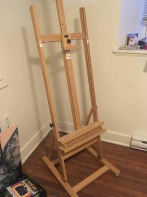 Art Advantage brand easel from Opus