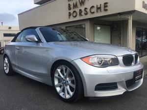  BMW 135i - ONLY  KMS!!!