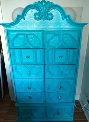 Dresser (blue)
