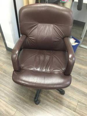 2 mahogany leather office chair
