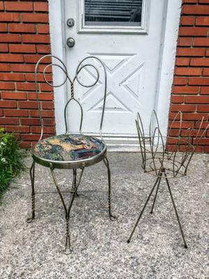 Charming Retro Vintage Metal Chair and Plant Stand