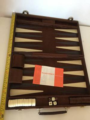 LARGE TABLETOP 23 INCH BACKGAMMON GAME