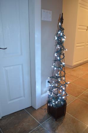 Metal Tree with Lights