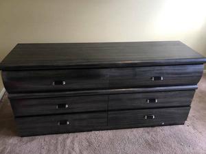 Wanted: Dresser 6 Drawer oak or black finish like pics