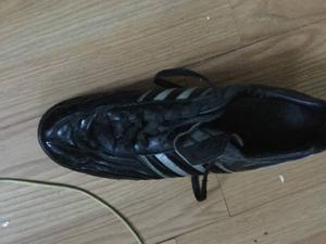 indoor soccer shoes