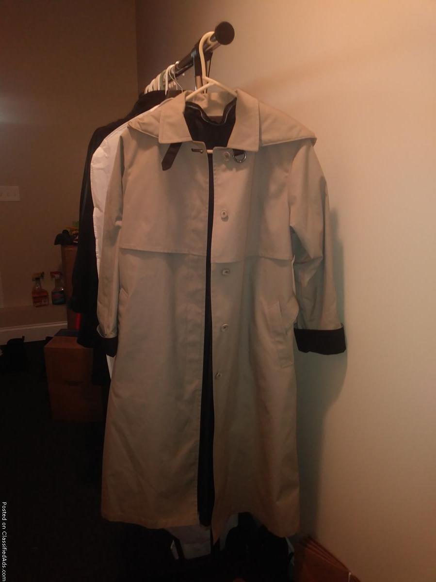 London Fog Raincoat Size 10