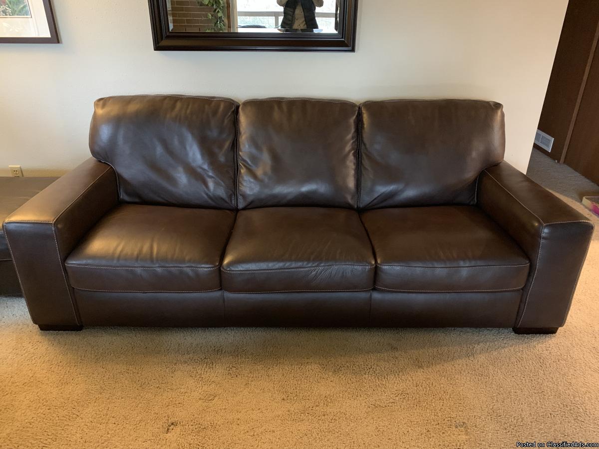 94” Natuzzi Leather Sofa