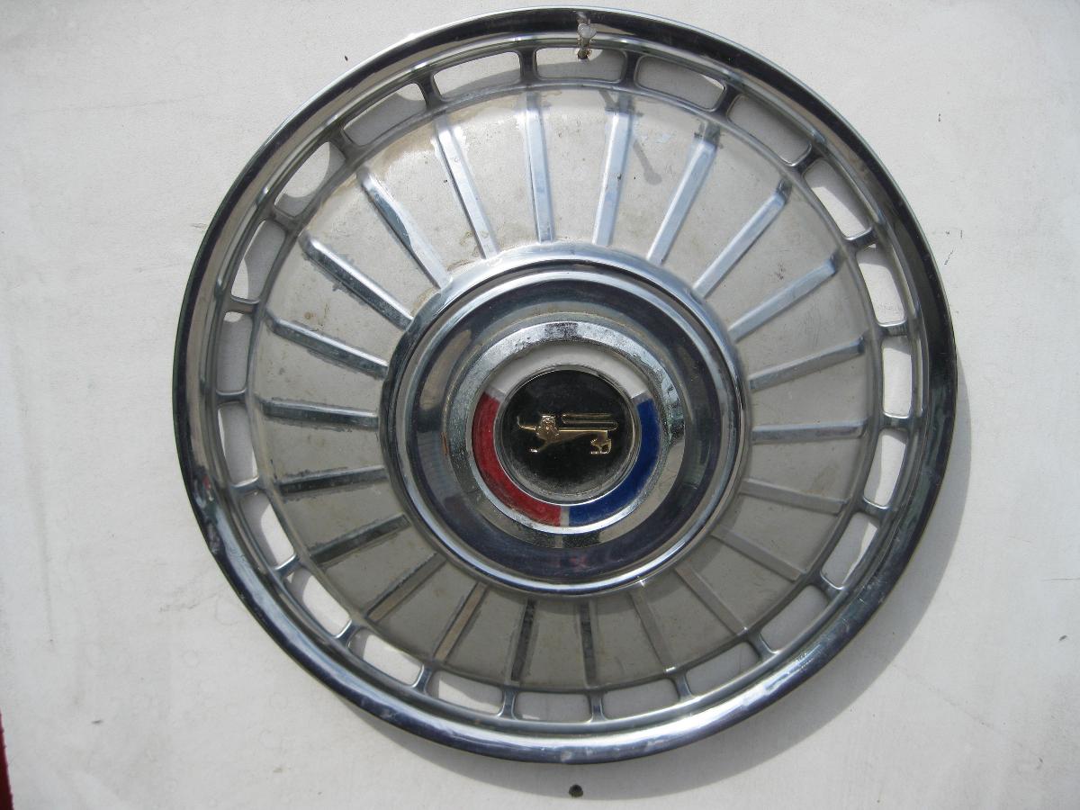  FORD hubcaps