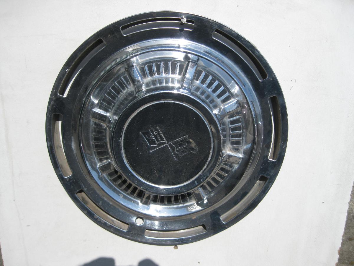  CHEVROLET HUBCAPS