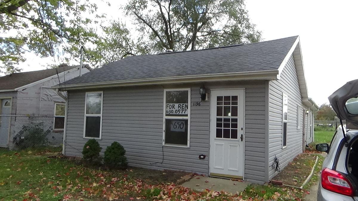 3 bedroom house, carpet/ceramic tile